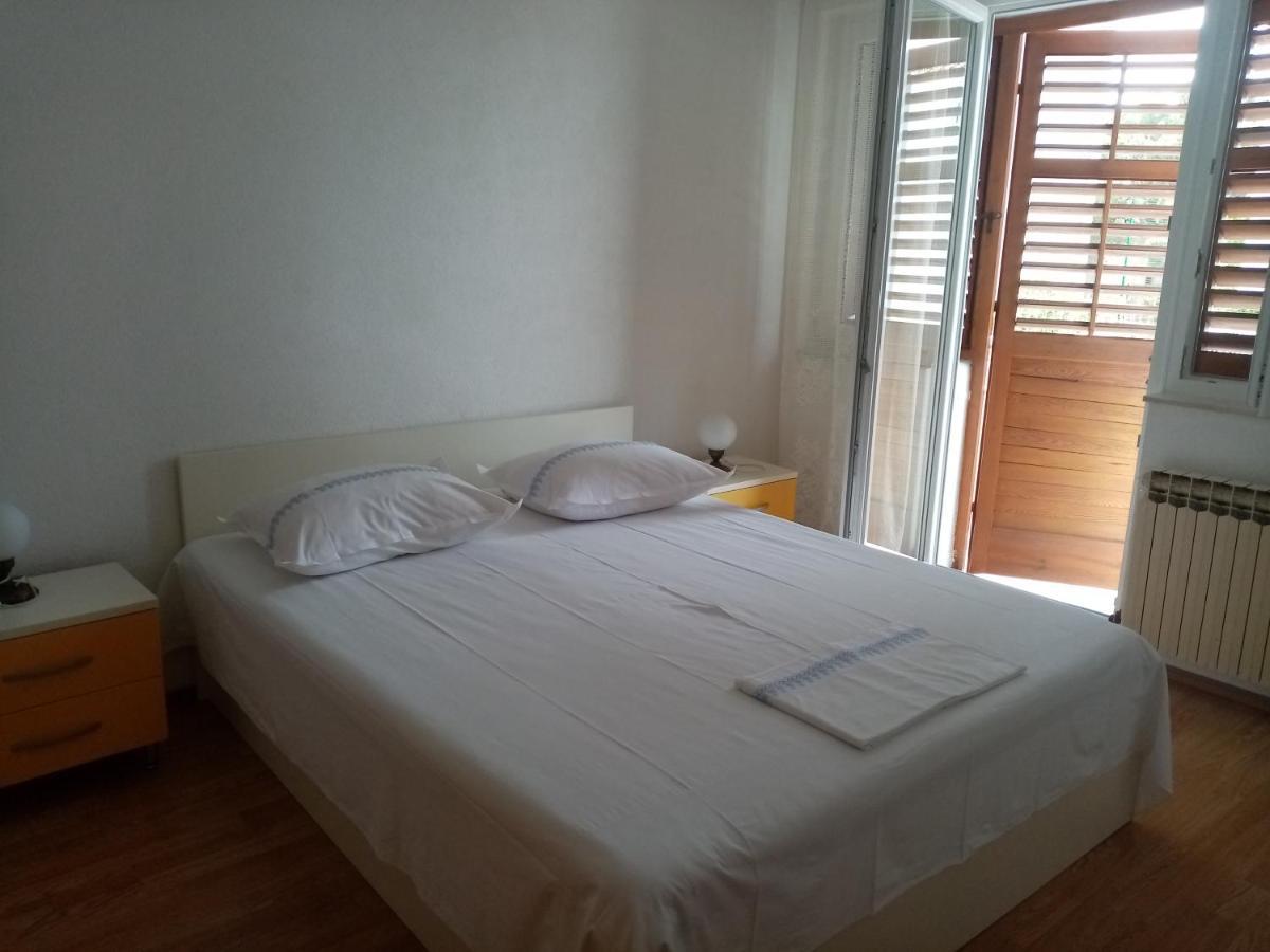 Apartments Iva Baška Voda Extérieur photo